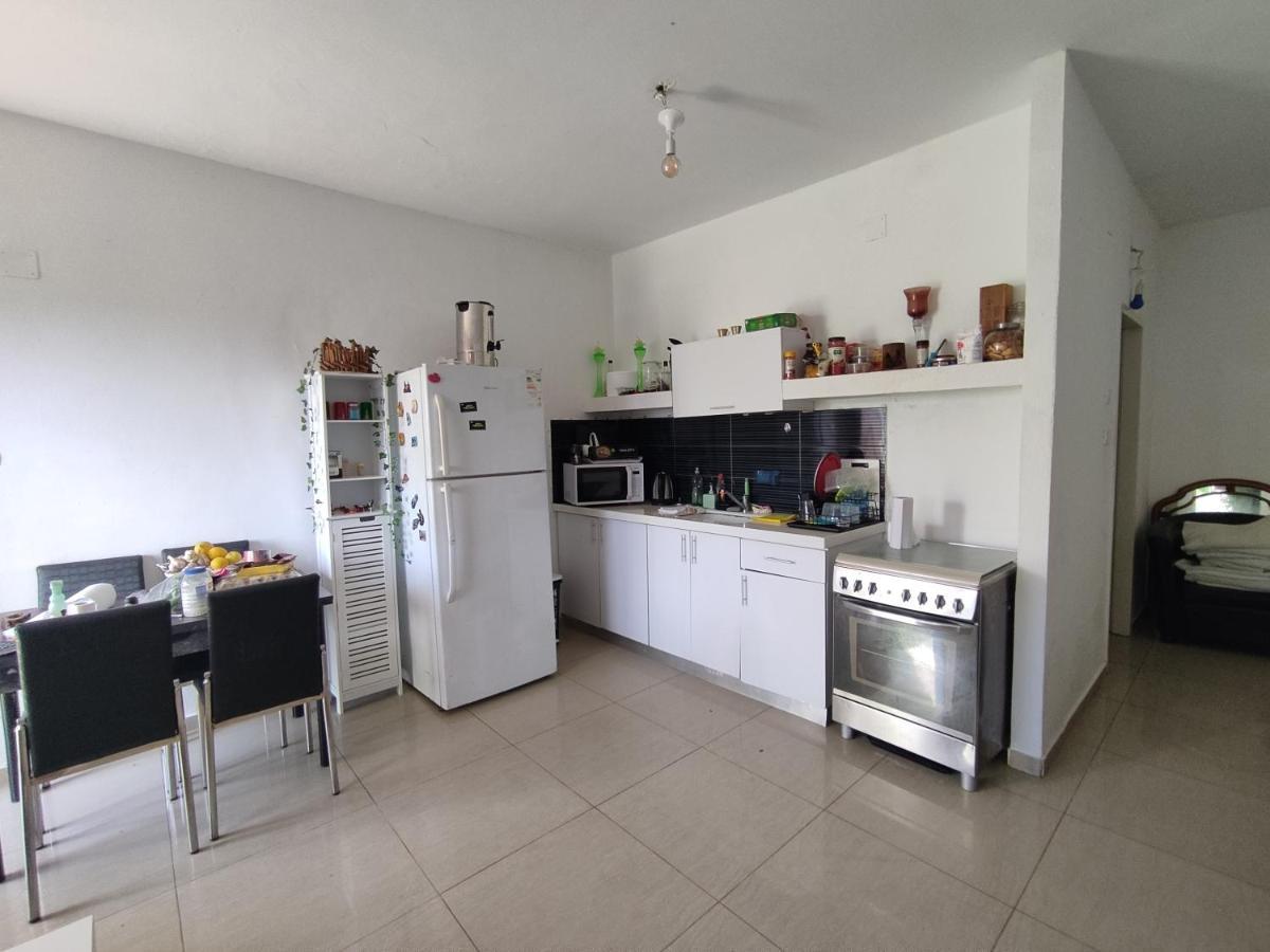 Family Master Apartment Nahariya Exterior photo