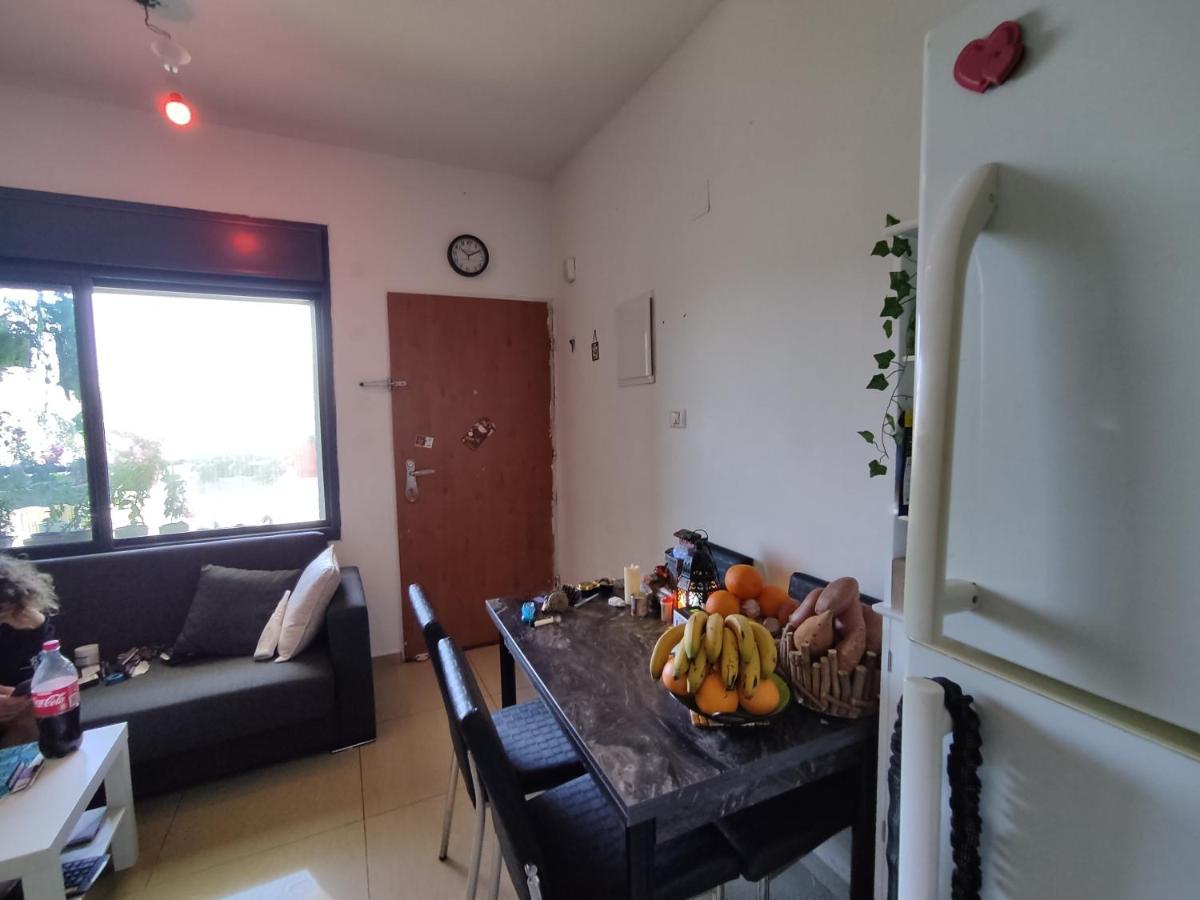 Family Master Apartment Nahariya Exterior photo